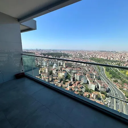 Luxury 1+1 In Sinpas Queen Bomonti شقة